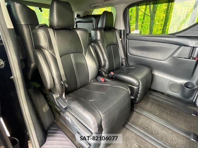 Toyota VELLFIRE 2019-02 8247012-9