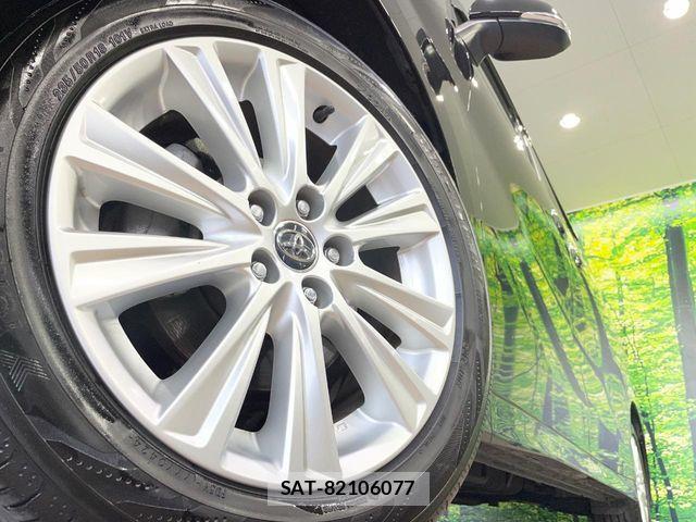 Toyota VELLFIRE 2019-02 8247012-13