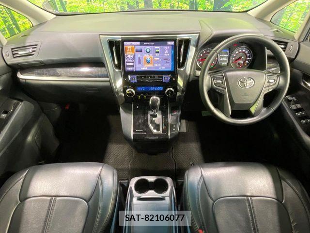 Toyota VELLFIRE 2019-02 8247012-1
