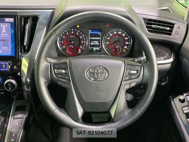 Toyota VELLFIRE 2019-02 8247012-7