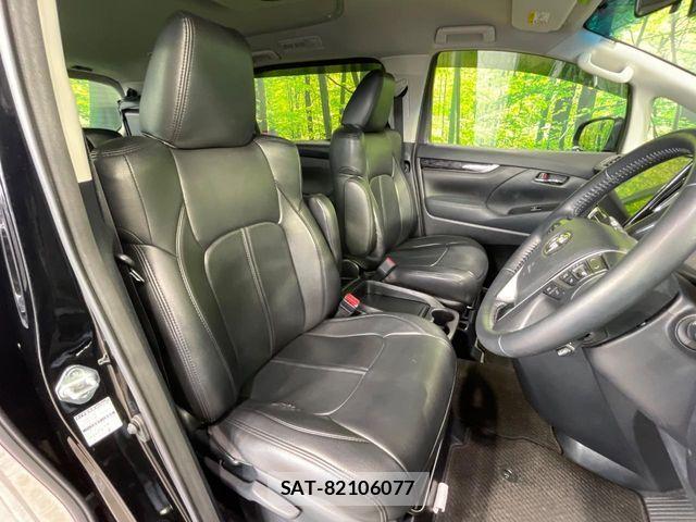 Toyota VELLFIRE 2019-02 8247012-8