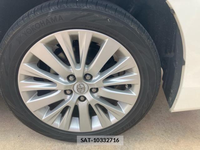 Toyota VELLFIRE 2012-02 8247022-8