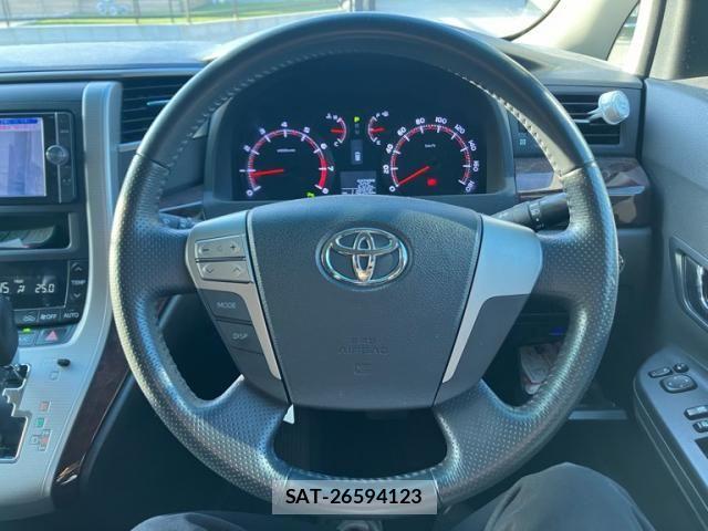 Toyota VELLFIRE 2013-04 8317804-13