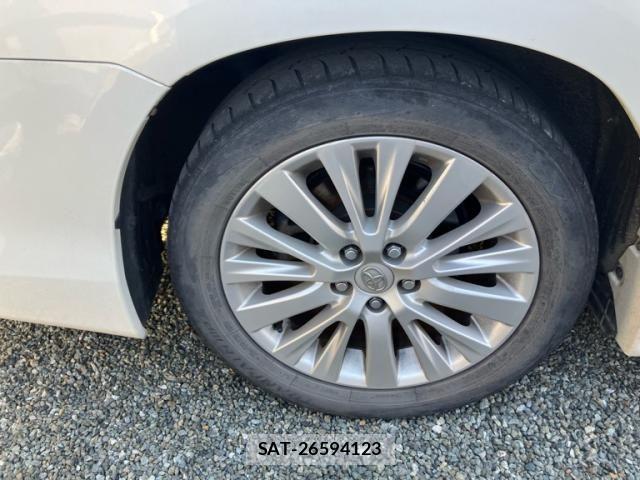 Toyota VELLFIRE 2013-04 8317804-5