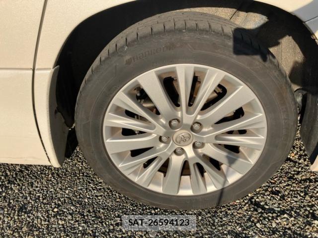 Toyota VELLFIRE 2013-04 8317804-8