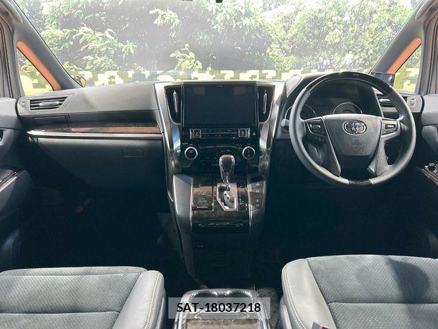 Toyota VELLFIRE 2017-02 8317789-1