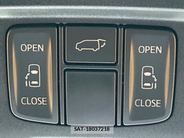 Toyota VELLFIRE 2017-02 8317789-5