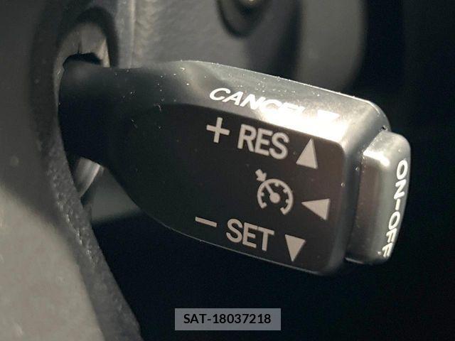 Toyota VELLFIRE 2017-02 8317789-6