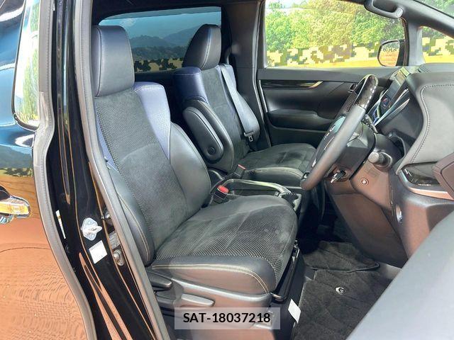 Toyota VELLFIRE 2017-02 8317789-7