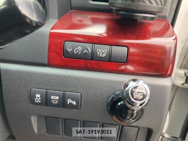 Toyota VELLFIRE 2010-07 8317812-17