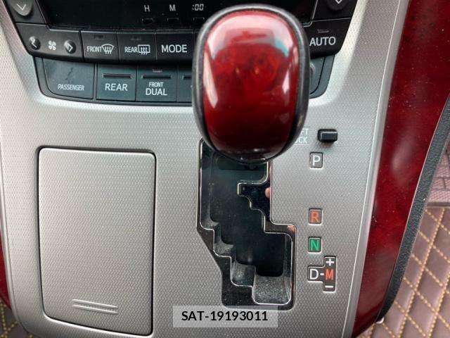 Toyota VELLFIRE 2010-07 8317812-20