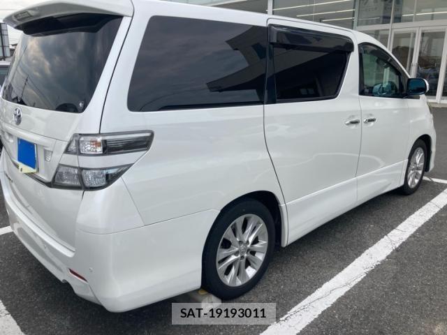 Toyota VELLFIRE 2010-07 8317812-3
