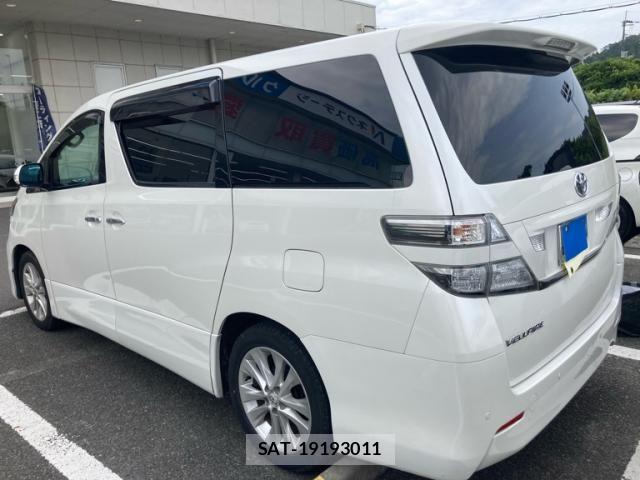 Toyota VELLFIRE 2010-07 8317812-4
