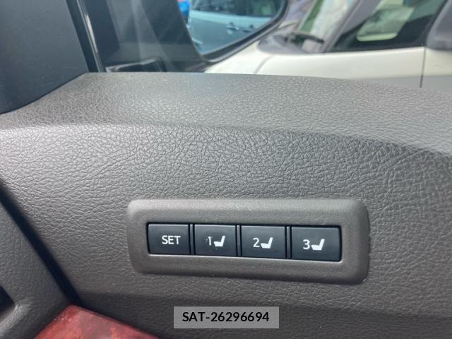 Toyota VELLFIRE 2010-05 8317811-13