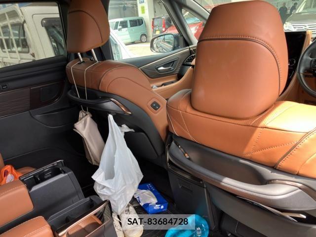 Toyota VELLFIRE 2025-06 8317784-15