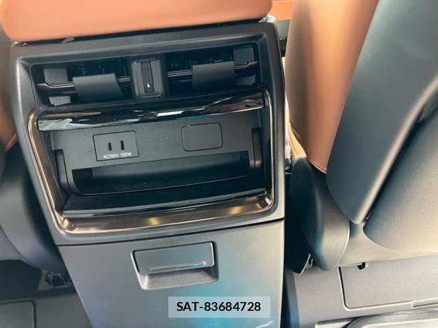 Toyota VELLFIRE 2025-06 8317784-16