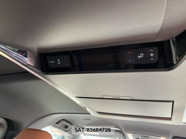 Toyota VELLFIRE 2025-06 8317784-17