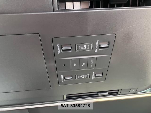 Toyota VELLFIRE 2025-06 8317784-18