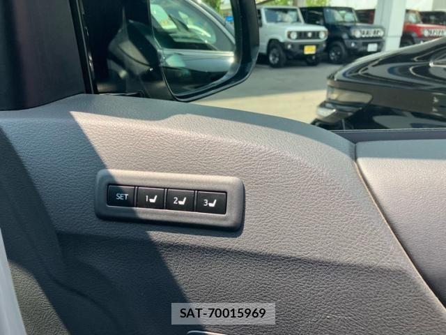 Toyota VELLFIRE 2014-12 8317802-14
