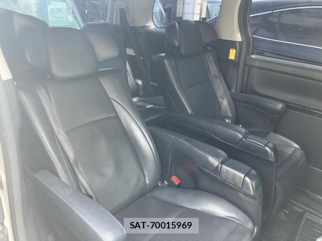 Toyota VELLFIRE 2014-12 8317802-17