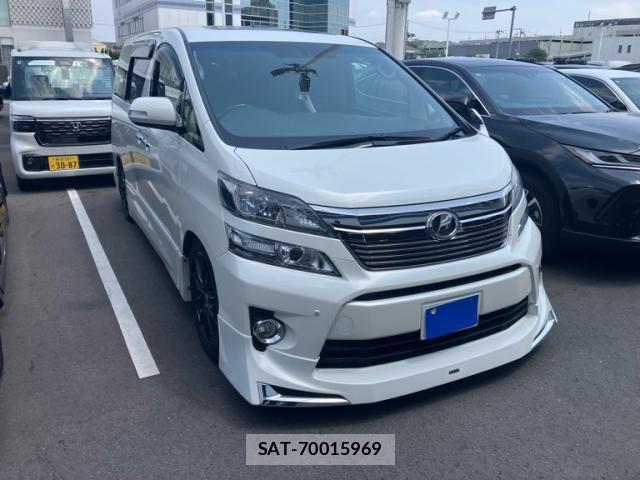 Toyota VELLFIRE 2014-12 8317802-1