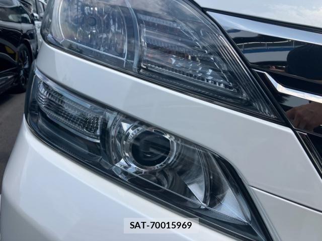 Toyota VELLFIRE 2014-12 8317802-3
