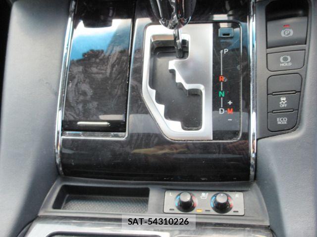Toyota VELLFIRE 2018-08 8317788-15