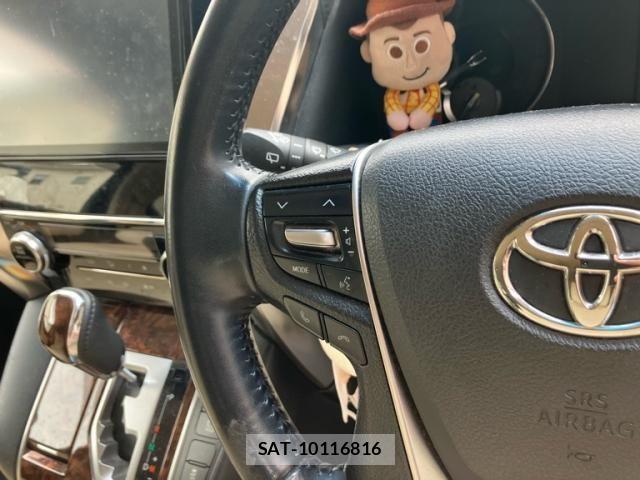 Toyota VELLFIRE 2018-07 8317794-15