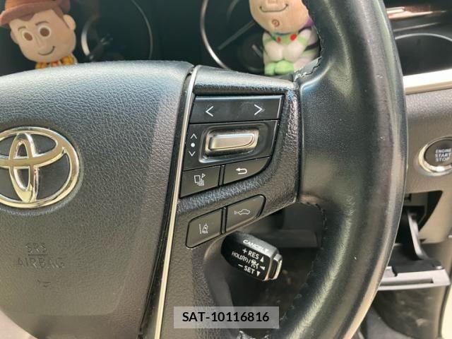 Toyota VELLFIRE 2018-07 8317794-16