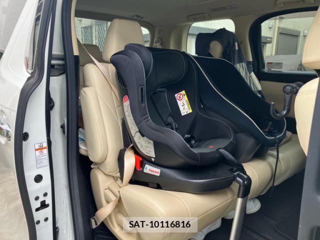 Toyota VELLFIRE 2018-07 8317794-24