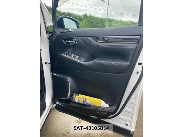 Toyota VELLFIRE 2021-01 8317787-17