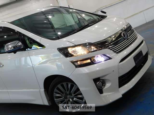 Toyota VELLFIRE 2013-08 8317791-6