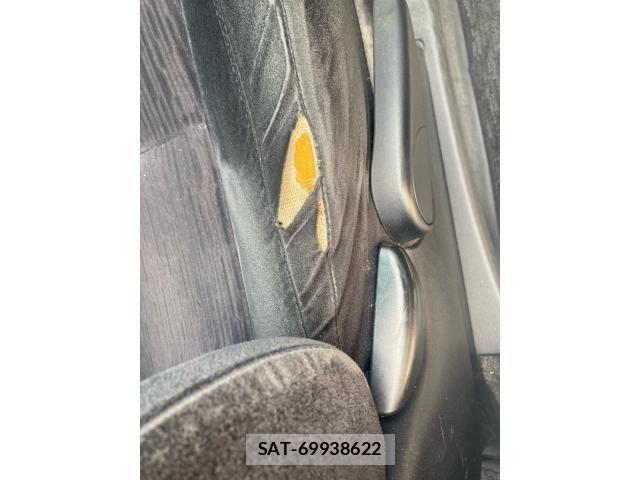 Toyota VELLFIRE 2013-02 8338320-11