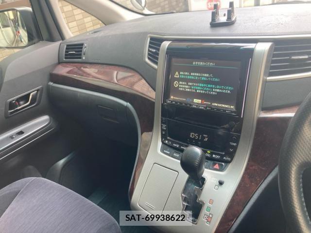 Toyota VELLFIRE 2013-02 8338320-17