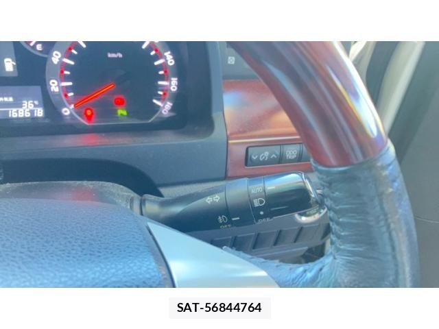 Toyota VELLFIRE 2009-04 8338321-19