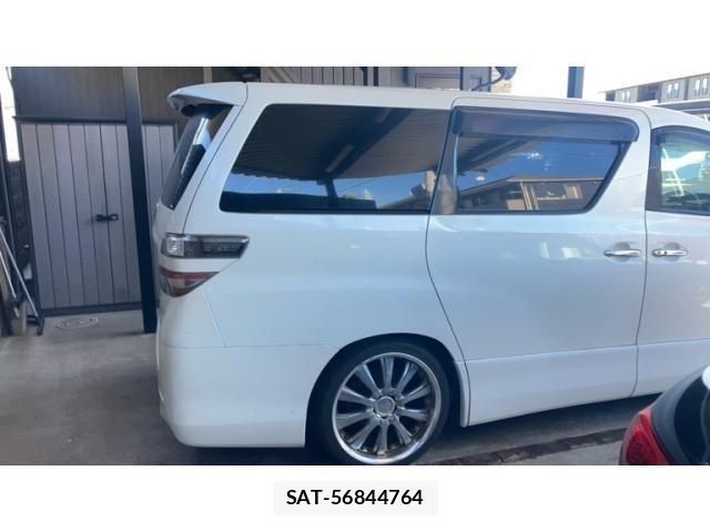 Toyota VELLFIRE 2009-04 8338321-3