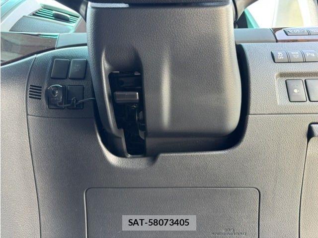 Toyota VELLFIRE 2013-07 8338316-15