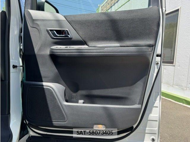 Toyota VELLFIRE 2013-07 8338316-19