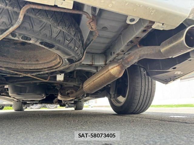 Toyota VELLFIRE 2013-07 8338316-6