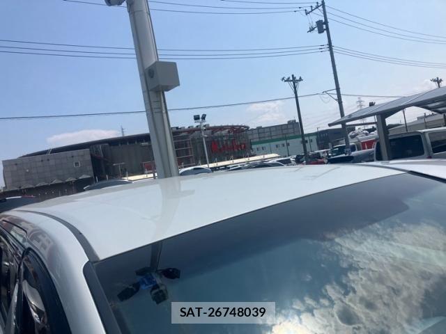 Toyota VELLFIRE 2017-12 8338302-7