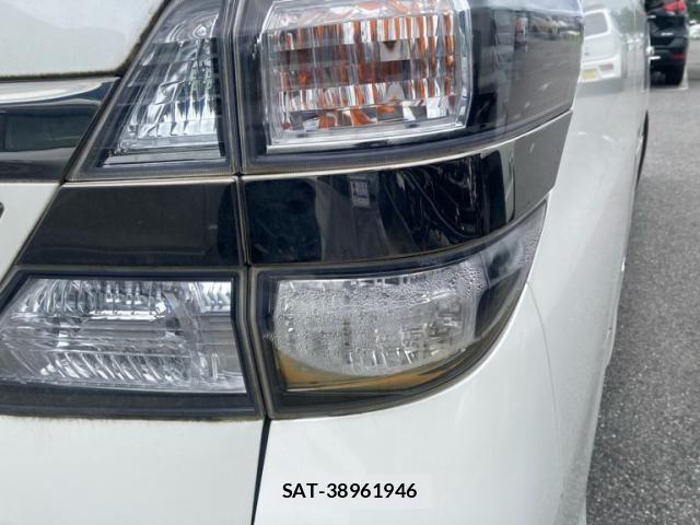 Toyota VELLFIRE 2013-09 8338312-9