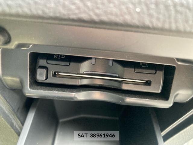 Toyota VELLFIRE 2013-09 8338312-16