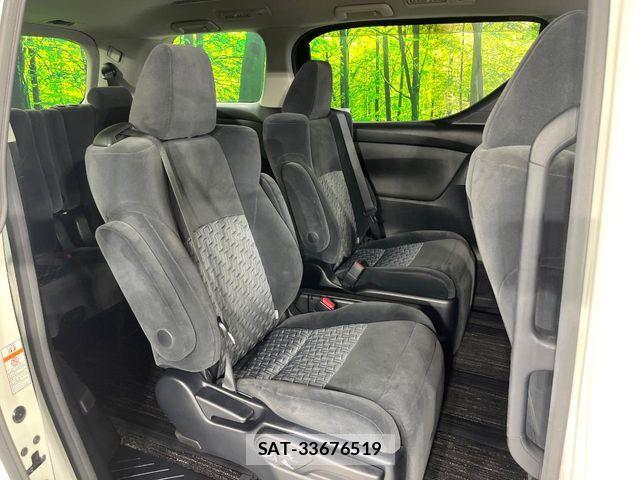Toyota VELLFIRE 2017-12 8338303-8