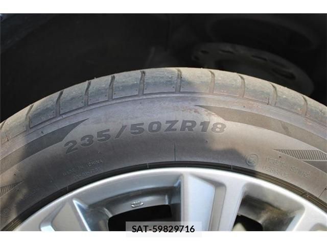 Toyota VELLFIRE 2017-03 8338310-19