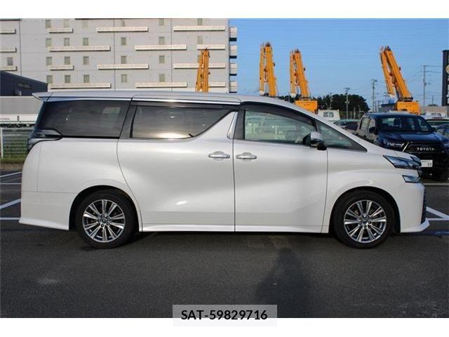Toyota VELLFIRE 2017-03 8338310-8