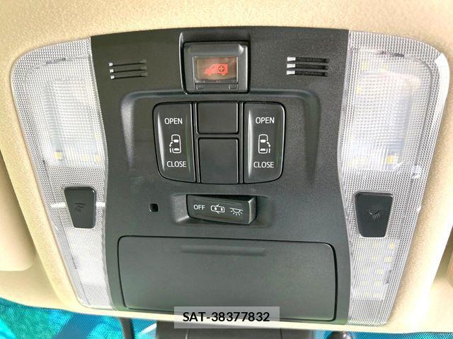 Toyota VELLFIRE 2018-07 8338304-5