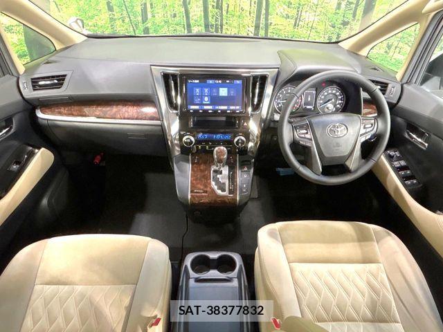 Toyota VELLFIRE 2018-07 8338304-6