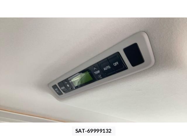 Toyota VELLFIRE 2013-10 8338313-14