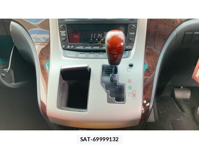 Toyota VELLFIRE 2013-10 8338313-17