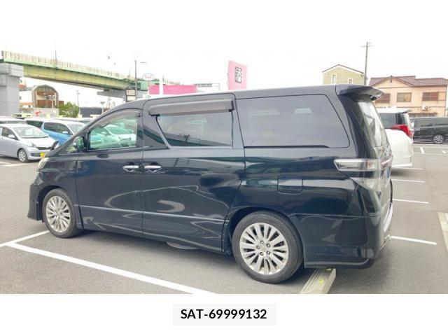 Toyota VELLFIRE 2013-10 8338313-2